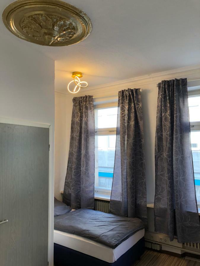 Downtown City - Privaterooms Fuerth Luaran gambar