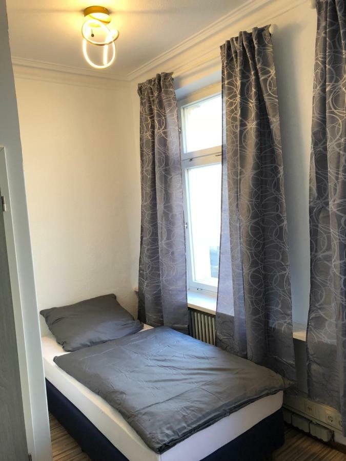 Downtown City - Privaterooms Fuerth Luaran gambar