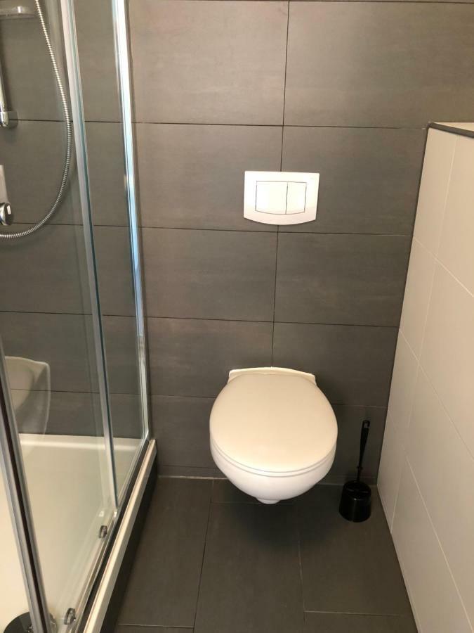 Downtown City - Privaterooms Fuerth Luaran gambar