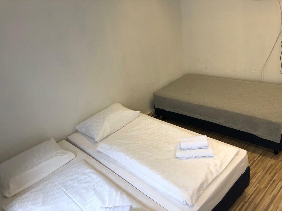 Downtown City - Privaterooms Fuerth Luaran gambar